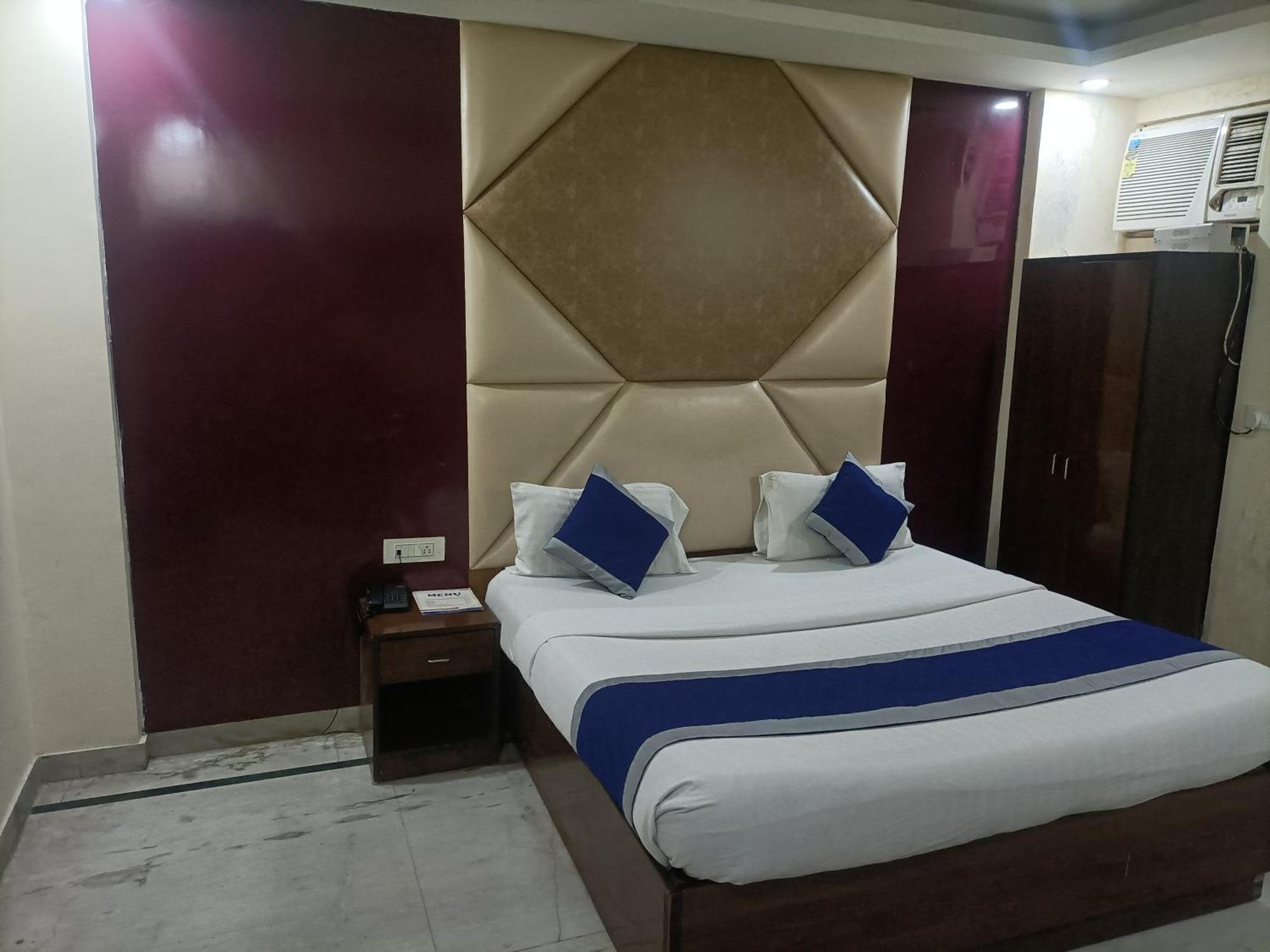 Hotel Ringer Új-Delhi Kültér fotó